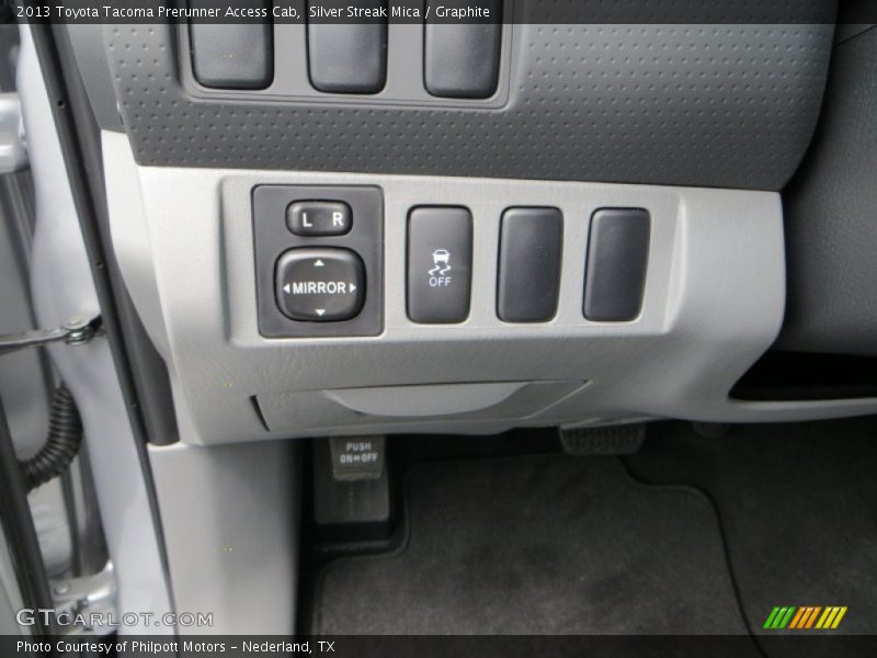 Silver Streak Mica / Graphite 2013 Toyota Tacoma Prerunner Access Cab