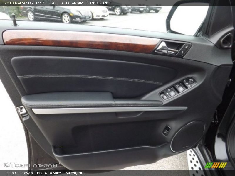 Door Panel of 2010 GL 350 BlueTEC 4Matic