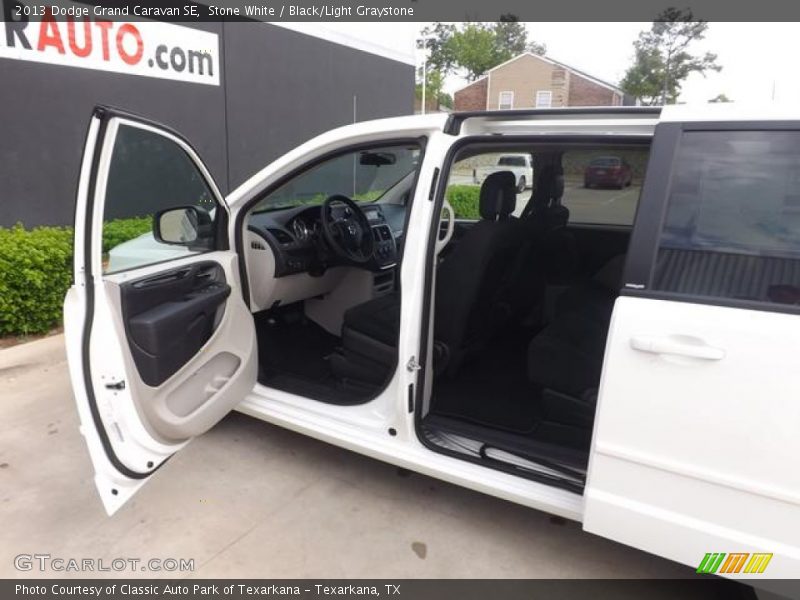 Stone White / Black/Light Graystone 2013 Dodge Grand Caravan SE