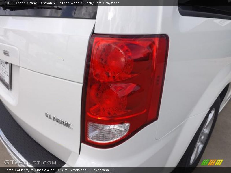 Stone White / Black/Light Graystone 2013 Dodge Grand Caravan SE
