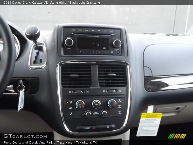 Stone White / Black/Light Graystone 2013 Dodge Grand Caravan SE