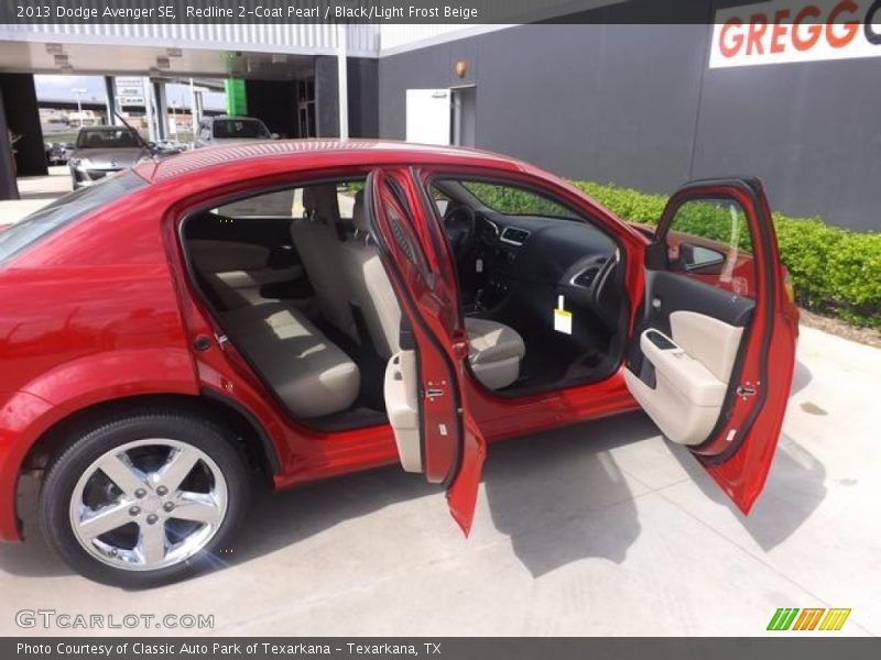 Redline 2-Coat Pearl / Black/Light Frost Beige 2013 Dodge Avenger SE
