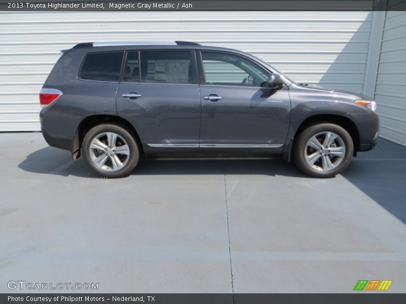Magnetic Gray Metallic / Ash 2013 Toyota Highlander Limited