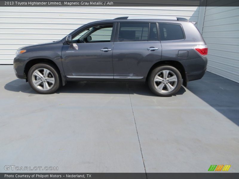 Magnetic Gray Metallic / Ash 2013 Toyota Highlander Limited
