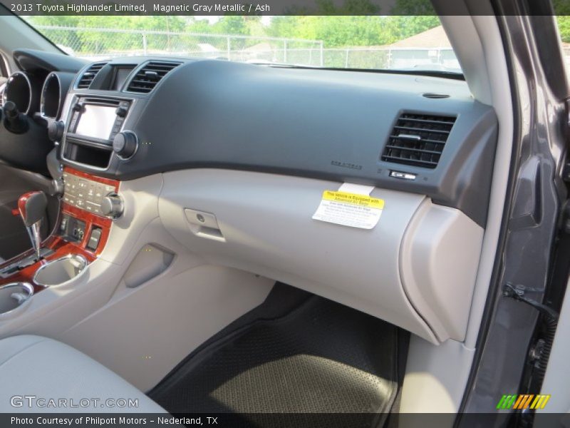 Magnetic Gray Metallic / Ash 2013 Toyota Highlander Limited