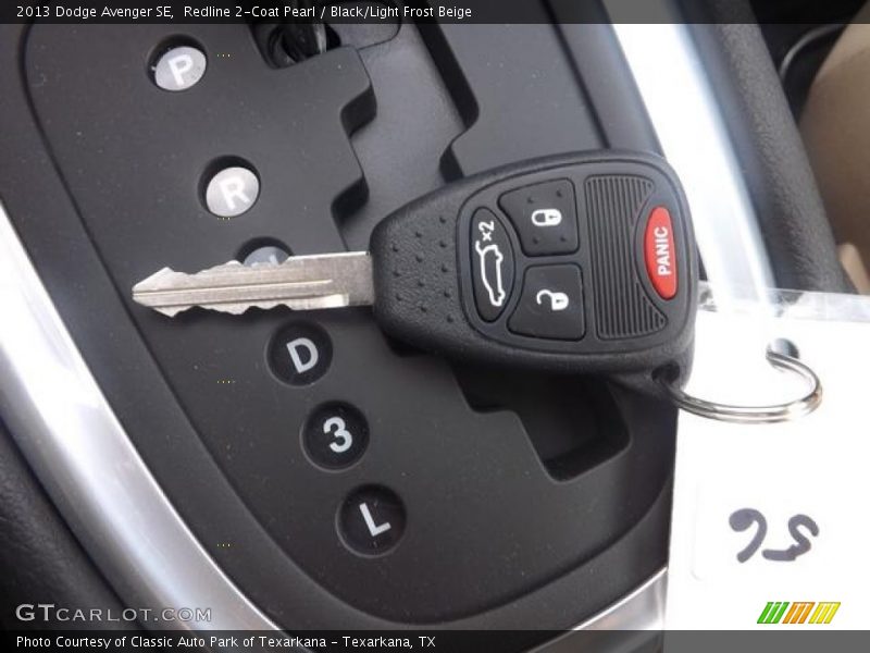 Redline 2-Coat Pearl / Black/Light Frost Beige 2013 Dodge Avenger SE
