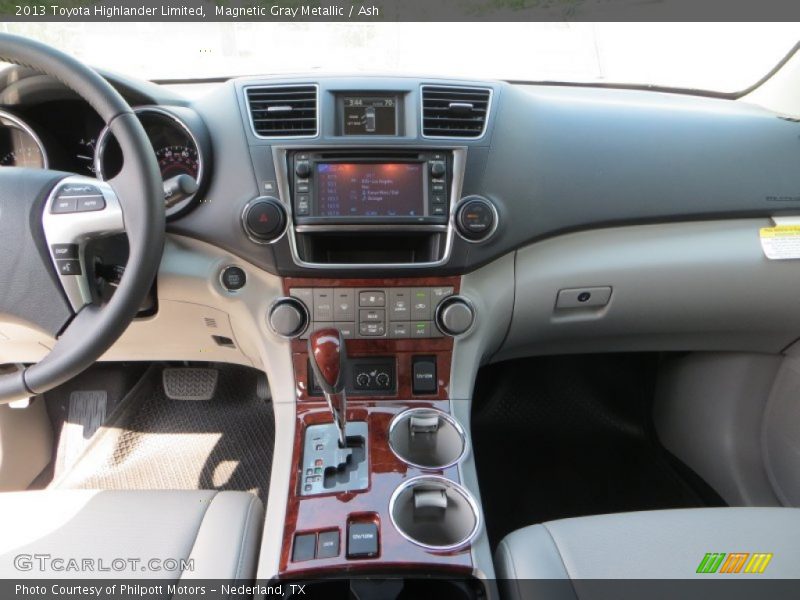 Magnetic Gray Metallic / Ash 2013 Toyota Highlander Limited