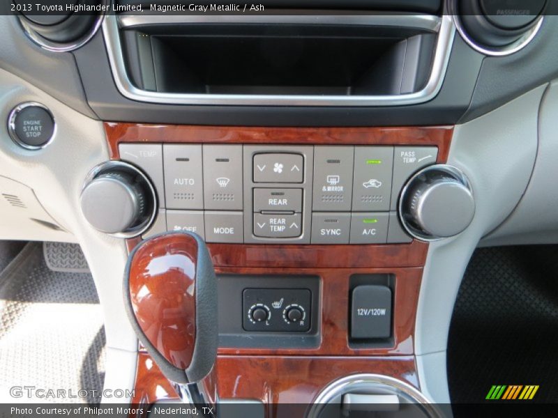 Magnetic Gray Metallic / Ash 2013 Toyota Highlander Limited