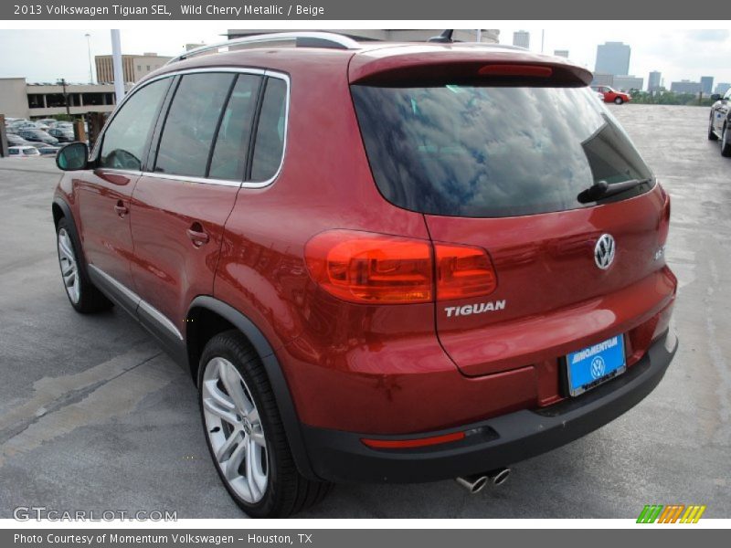 Wild Cherry Metallic / Beige 2013 Volkswagen Tiguan SEL