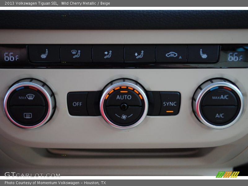 Wild Cherry Metallic / Beige 2013 Volkswagen Tiguan SEL