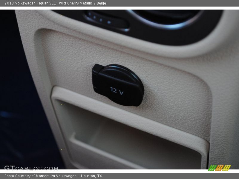 Wild Cherry Metallic / Beige 2013 Volkswagen Tiguan SEL