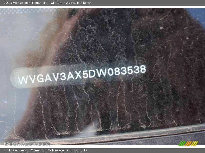 Wild Cherry Metallic / Beige 2013 Volkswagen Tiguan SEL