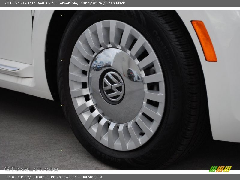 Candy White / Titan Black 2013 Volkswagen Beetle 2.5L Convertible