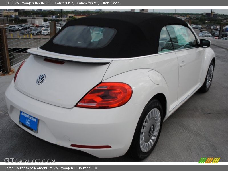 Candy White / Titan Black 2013 Volkswagen Beetle 2.5L Convertible