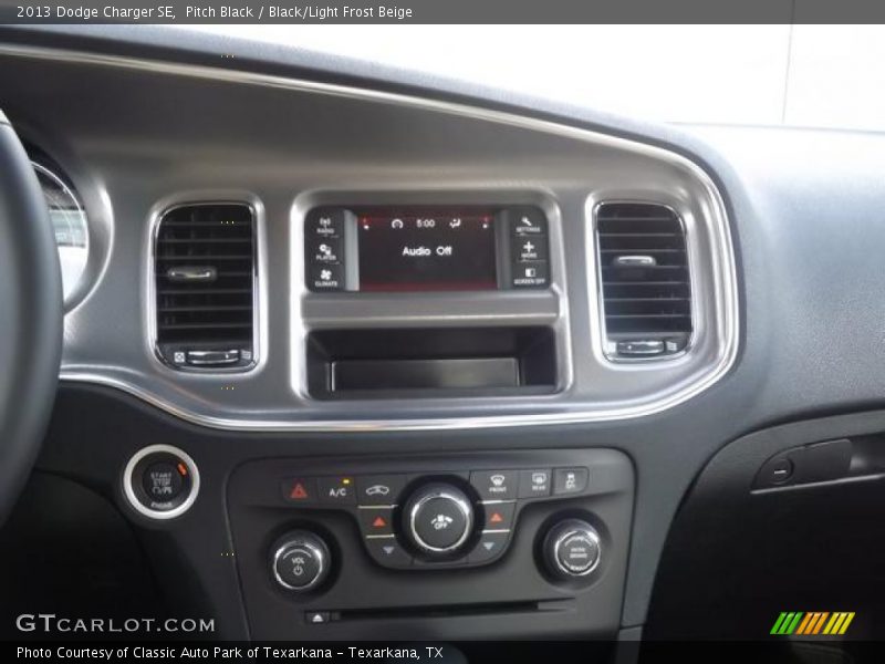 Pitch Black / Black/Light Frost Beige 2013 Dodge Charger SE