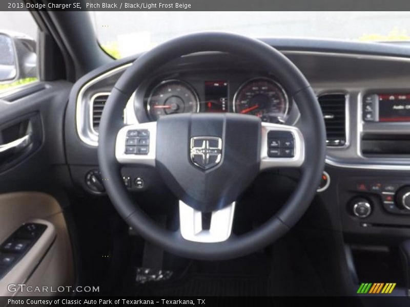 Pitch Black / Black/Light Frost Beige 2013 Dodge Charger SE
