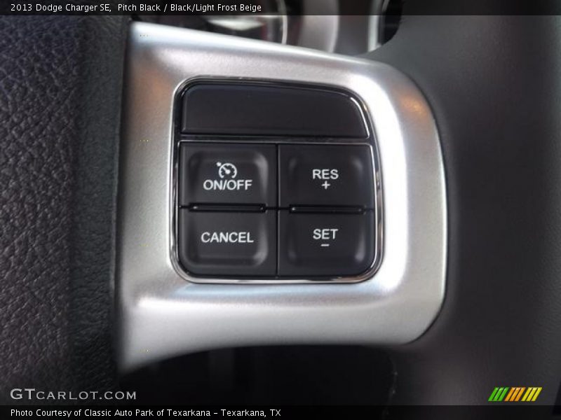 Pitch Black / Black/Light Frost Beige 2013 Dodge Charger SE