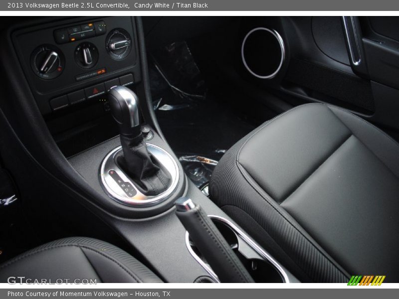 Candy White / Titan Black 2013 Volkswagen Beetle 2.5L Convertible
