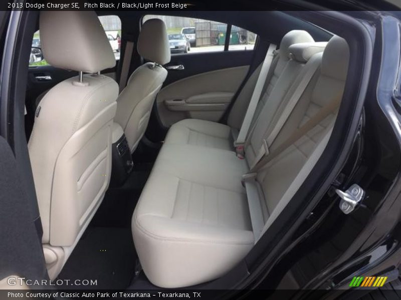 Pitch Black / Black/Light Frost Beige 2013 Dodge Charger SE