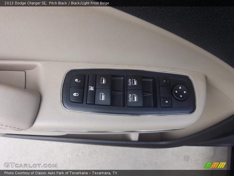 Pitch Black / Black/Light Frost Beige 2013 Dodge Charger SE