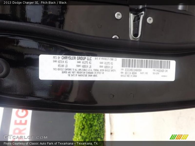 Pitch Black / Black 2013 Dodge Charger SE