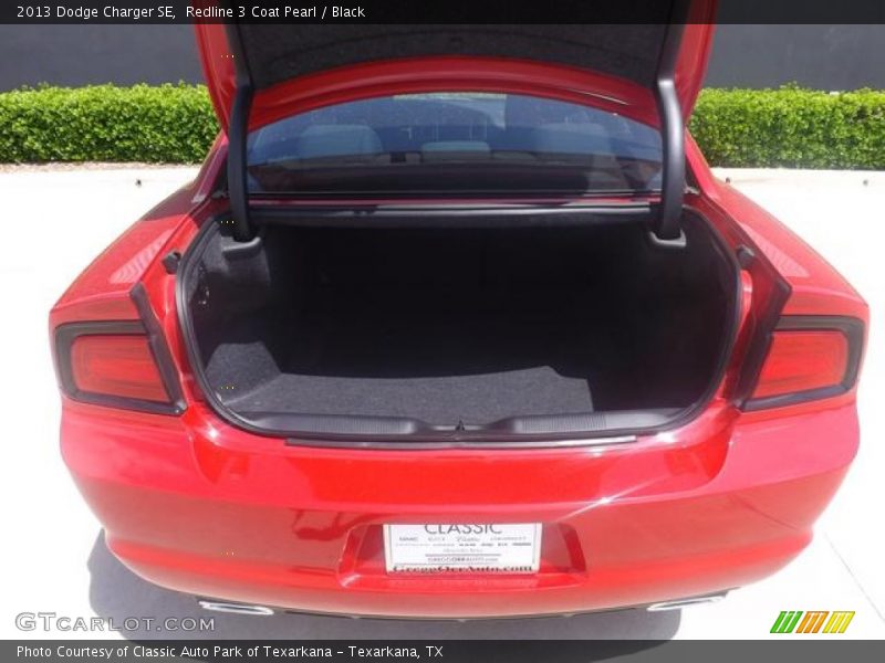 Redline 3 Coat Pearl / Black 2013 Dodge Charger SE