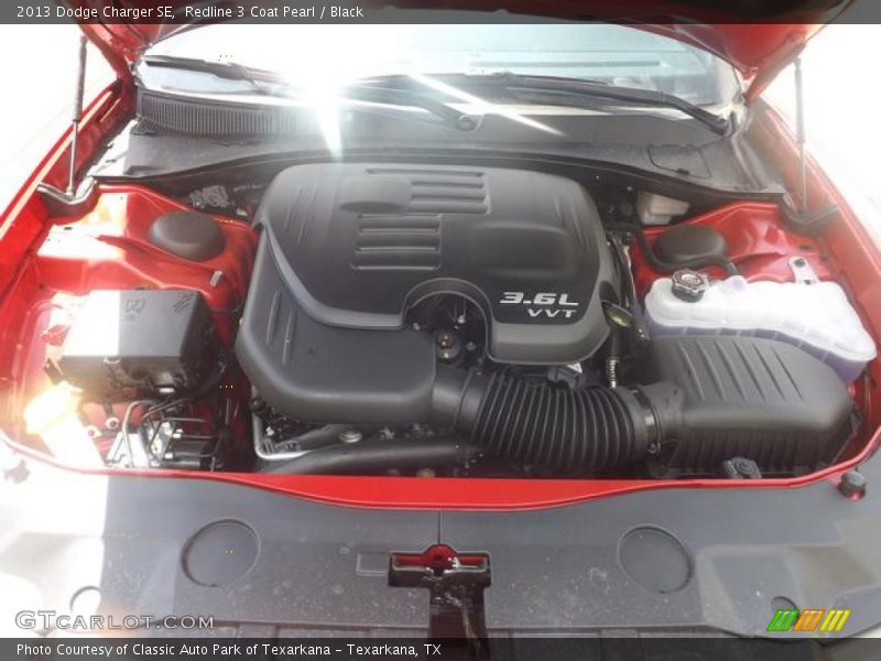 Redline 3 Coat Pearl / Black 2013 Dodge Charger SE