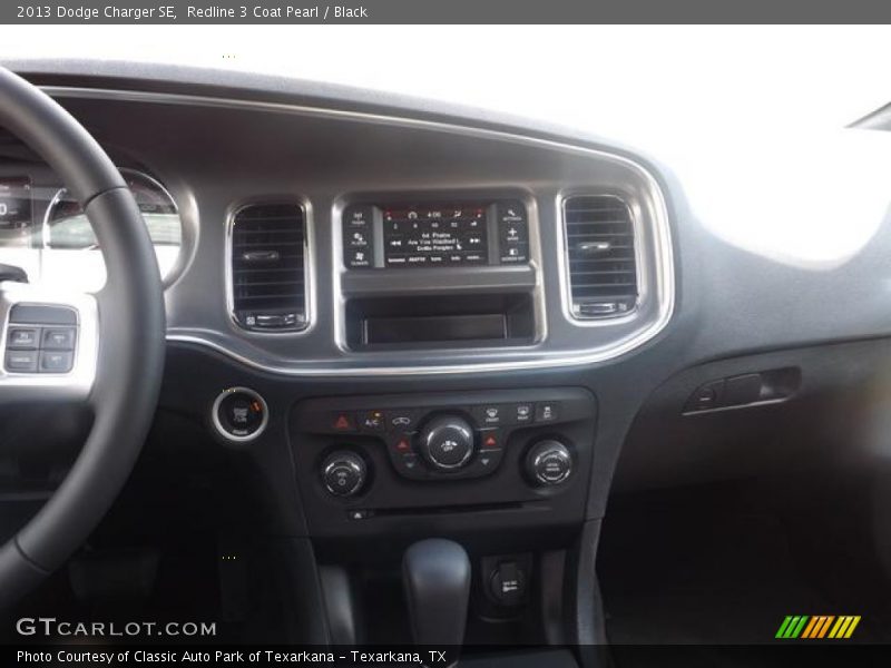 Redline 3 Coat Pearl / Black 2013 Dodge Charger SE