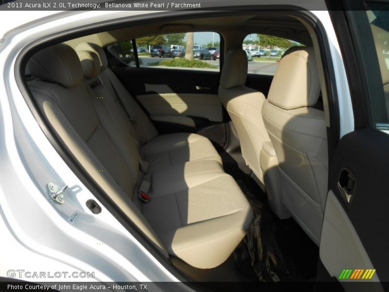 Bellanova White Pearl / Parchment 2013 Acura ILX 2.0L Technology