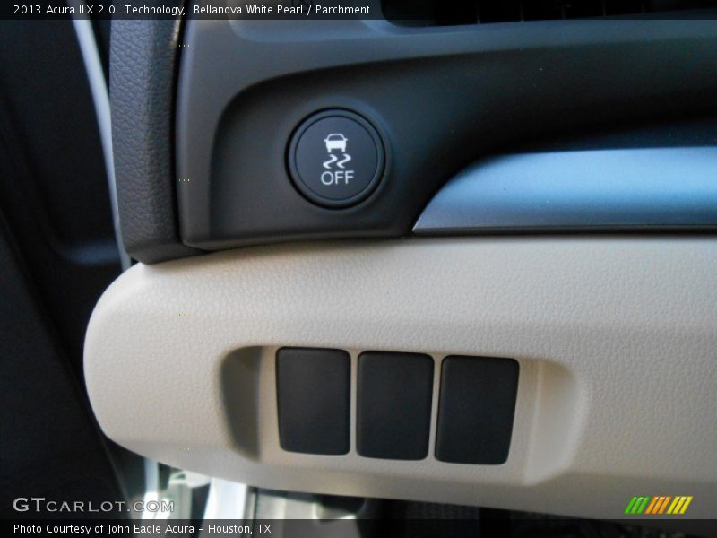Bellanova White Pearl / Parchment 2013 Acura ILX 2.0L Technology