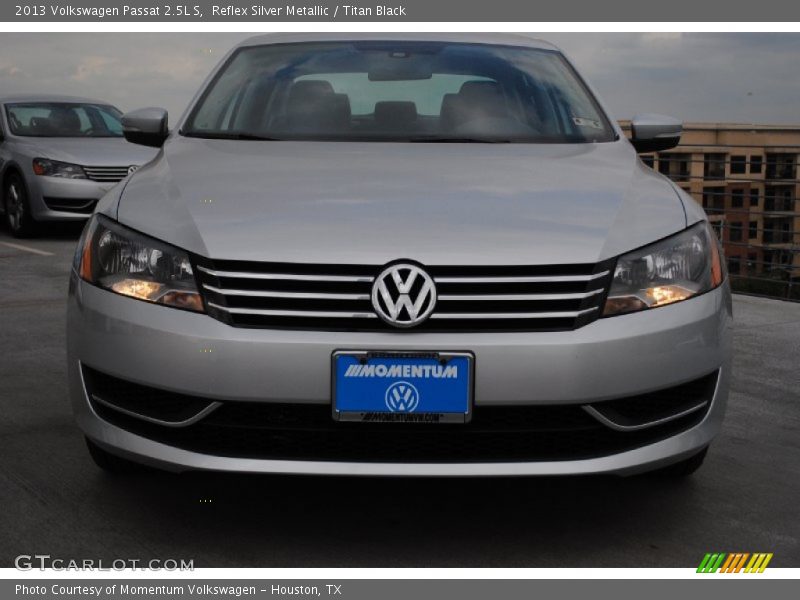 Reflex Silver Metallic / Titan Black 2013 Volkswagen Passat 2.5L S