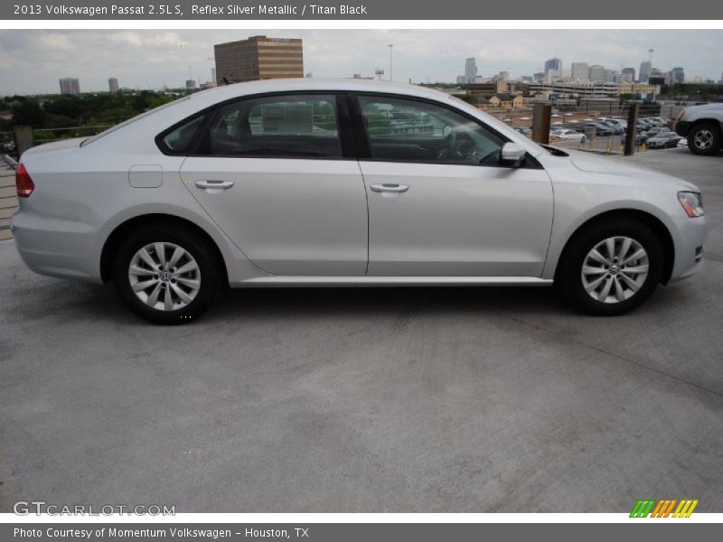 Reflex Silver Metallic / Titan Black 2013 Volkswagen Passat 2.5L S