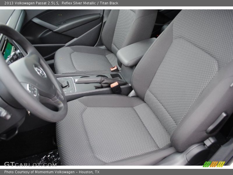 Reflex Silver Metallic / Titan Black 2013 Volkswagen Passat 2.5L S