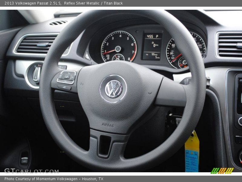 Reflex Silver Metallic / Titan Black 2013 Volkswagen Passat 2.5L S