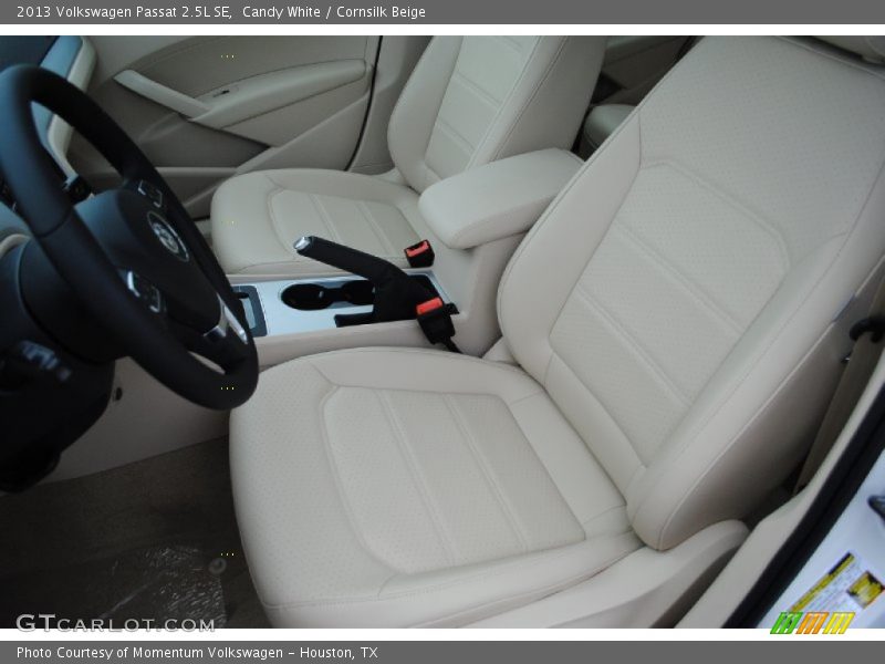 Candy White / Cornsilk Beige 2013 Volkswagen Passat 2.5L SE