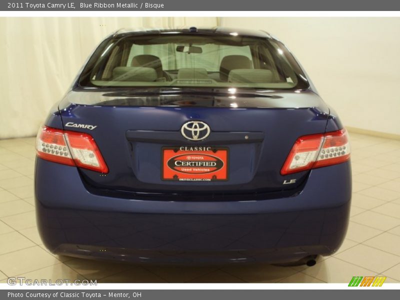 Blue Ribbon Metallic / Bisque 2011 Toyota Camry LE