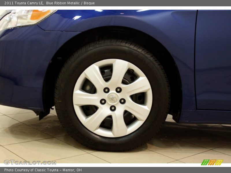 Blue Ribbon Metallic / Bisque 2011 Toyota Camry LE