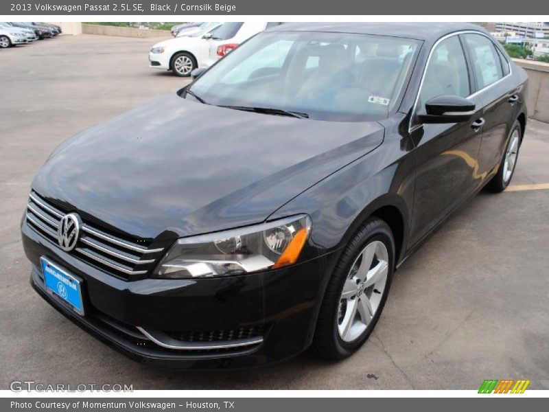 Black / Cornsilk Beige 2013 Volkswagen Passat 2.5L SE