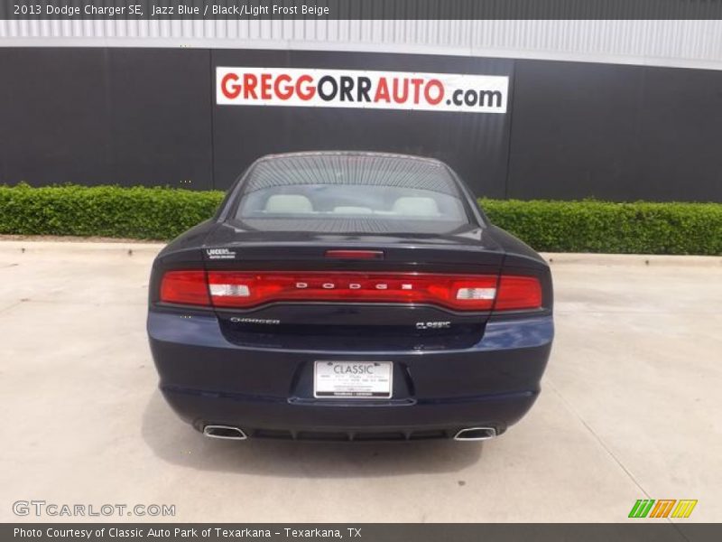 Jazz Blue / Black/Light Frost Beige 2013 Dodge Charger SE