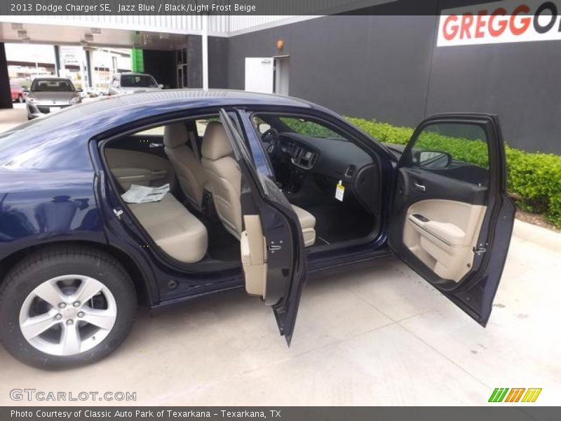 Jazz Blue / Black/Light Frost Beige 2013 Dodge Charger SE