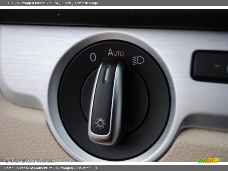Black / Cornsilk Beige 2013 Volkswagen Passat 2.5L SE