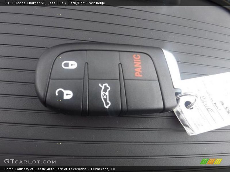 Jazz Blue / Black/Light Frost Beige 2013 Dodge Charger SE