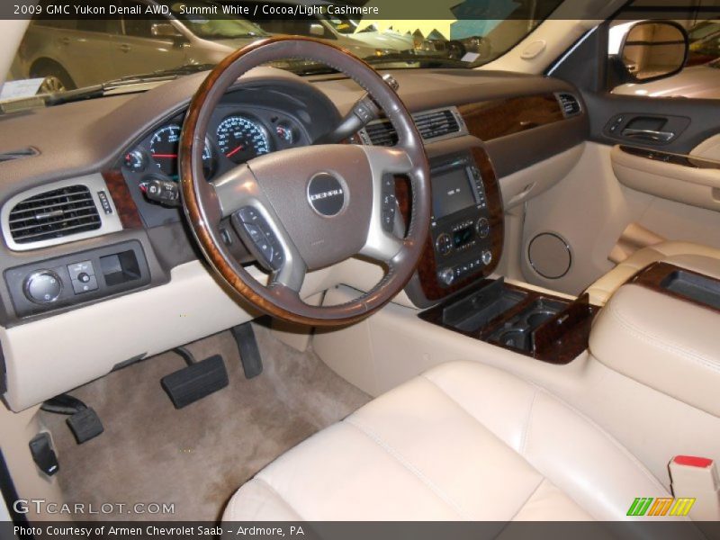 Summit White / Cocoa/Light Cashmere 2009 GMC Yukon Denali AWD