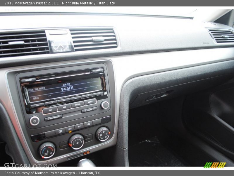 Night Blue Metallic / Titan Black 2013 Volkswagen Passat 2.5L S