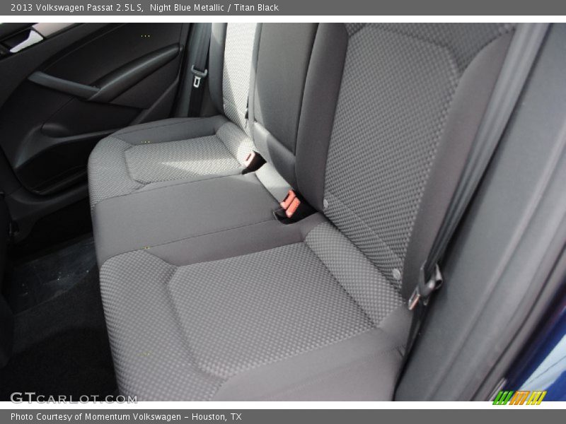 Night Blue Metallic / Titan Black 2013 Volkswagen Passat 2.5L S