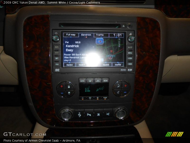 Summit White / Cocoa/Light Cashmere 2009 GMC Yukon Denali AWD