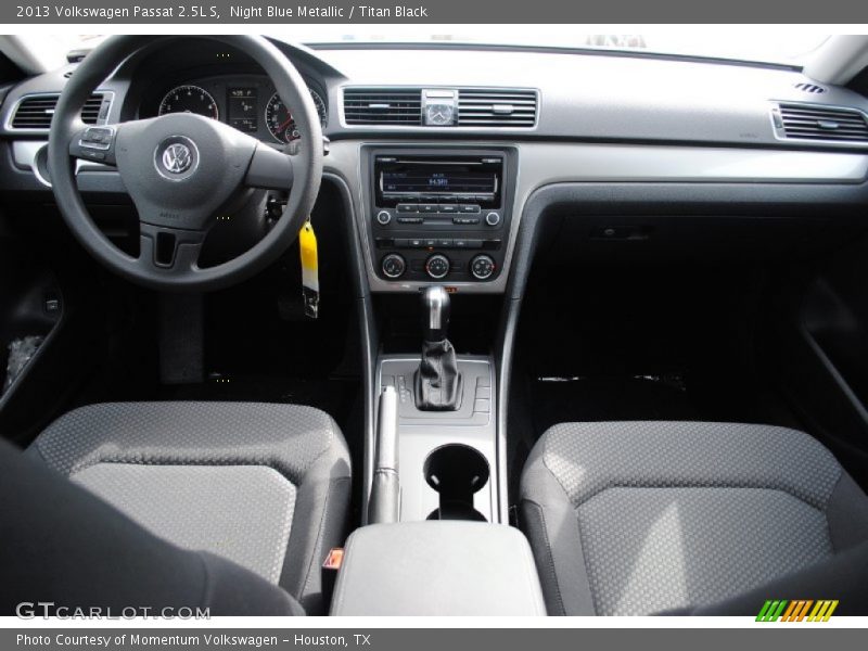 Night Blue Metallic / Titan Black 2013 Volkswagen Passat 2.5L S