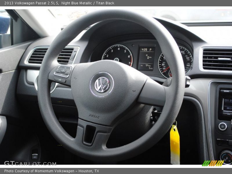 Night Blue Metallic / Titan Black 2013 Volkswagen Passat 2.5L S
