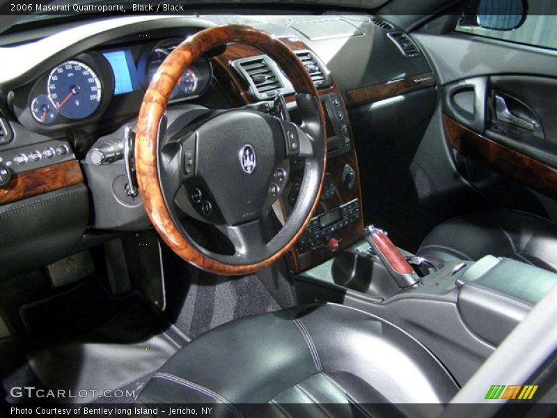 Black / Black 2006 Maserati Quattroporte