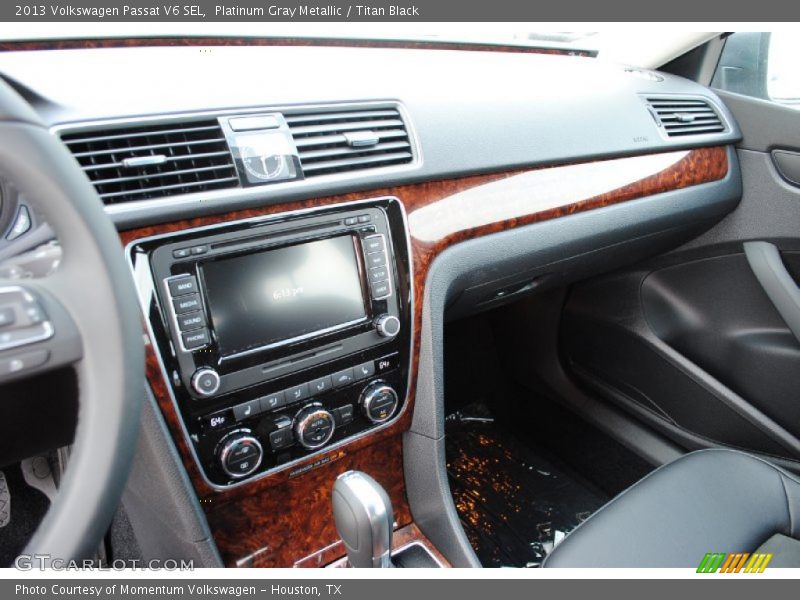 Platinum Gray Metallic / Titan Black 2013 Volkswagen Passat V6 SEL